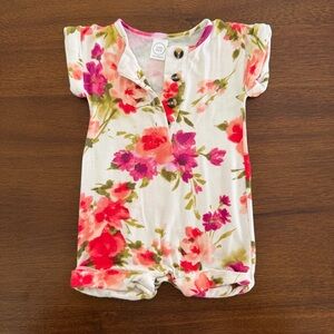 102 Lou Lou & Company Floral Romper - Pink and Cream